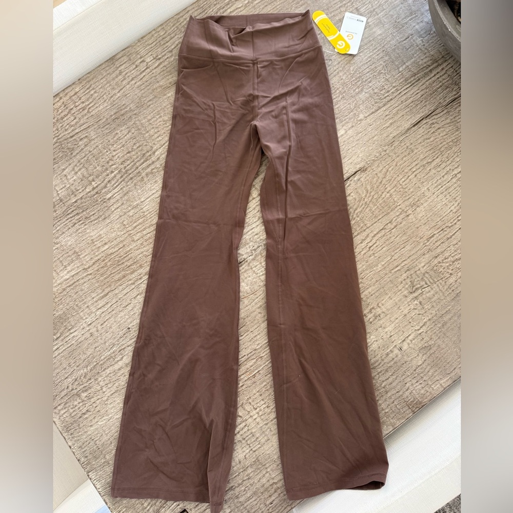 SHEIN GlowMode flare exercise leggings size medium brown NWT